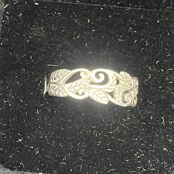 925 SILVER FILAGREE RING 7.5 - Picture 7 of 7
